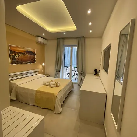 Cozzolino House's לינה וארוחת בוקר