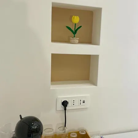 לינה וארוחת בוקר Cozzolino House's